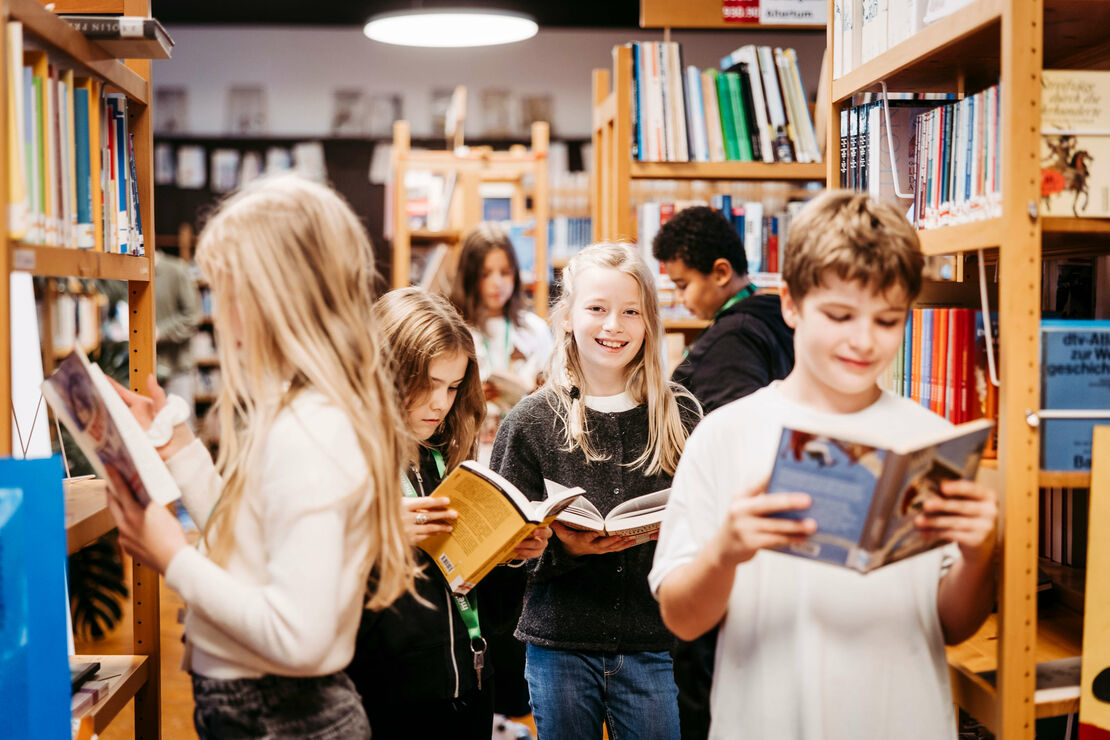 collegium-bernardi_v2-neu_fs25-396_Mehrerau_Lesende Schule