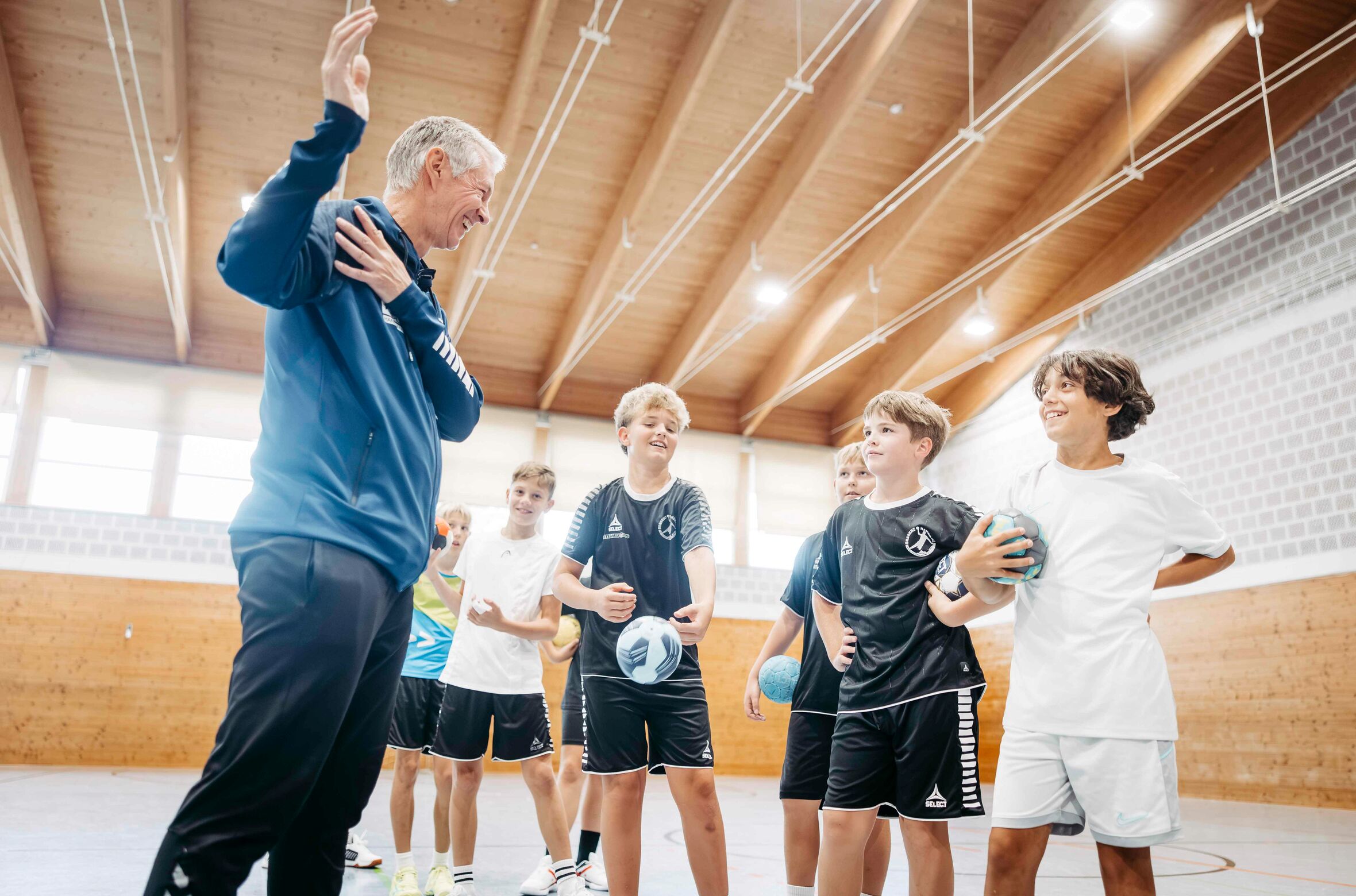 collegium-bernardi_v2-neu_fs25-190_komp